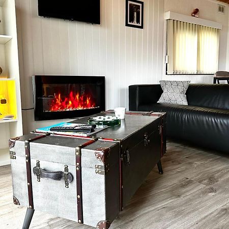 Lodge Cabin With Fabulous Views - Farm Holiday Stranraer Buitenkant foto